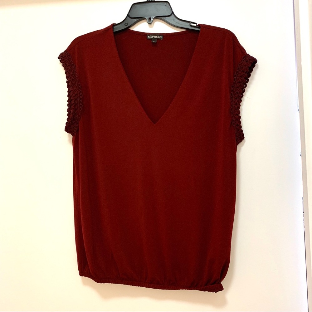 Express Crochet Trim Banded Hem V-Neck Top